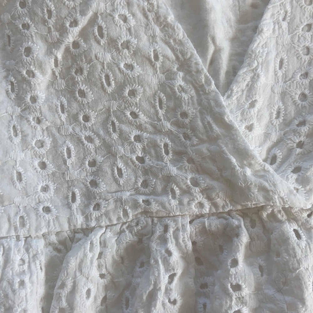 BEAUTIFUL WHITE SUNDRESS